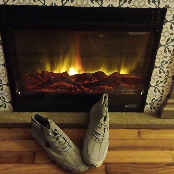 Men's Size 46 EU or 12 US Shoes - Picture 1 of 3